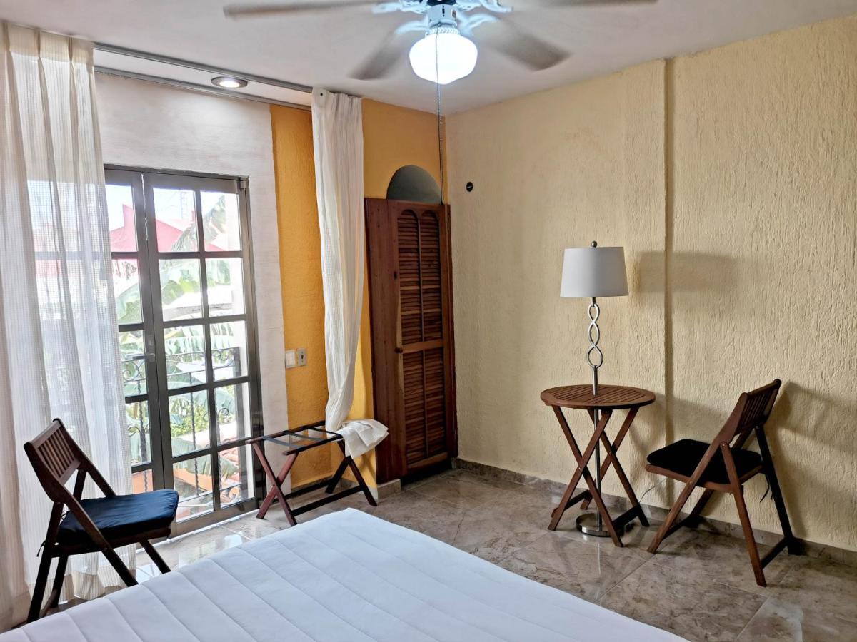 Hotel Casa Mallorca カンクン エクステリア 写真