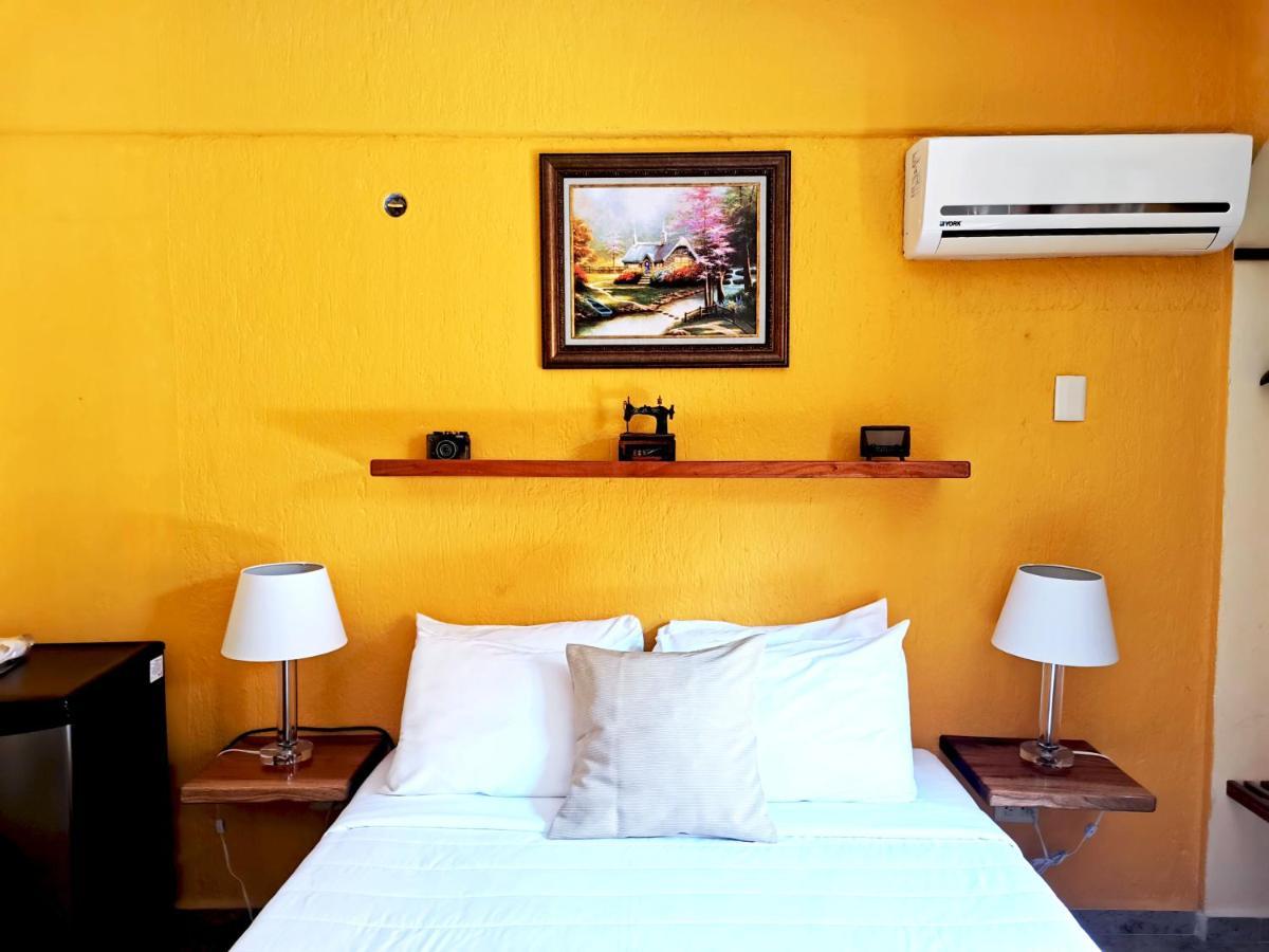 Hotel Casa Mallorca カンクン エクステリア 写真