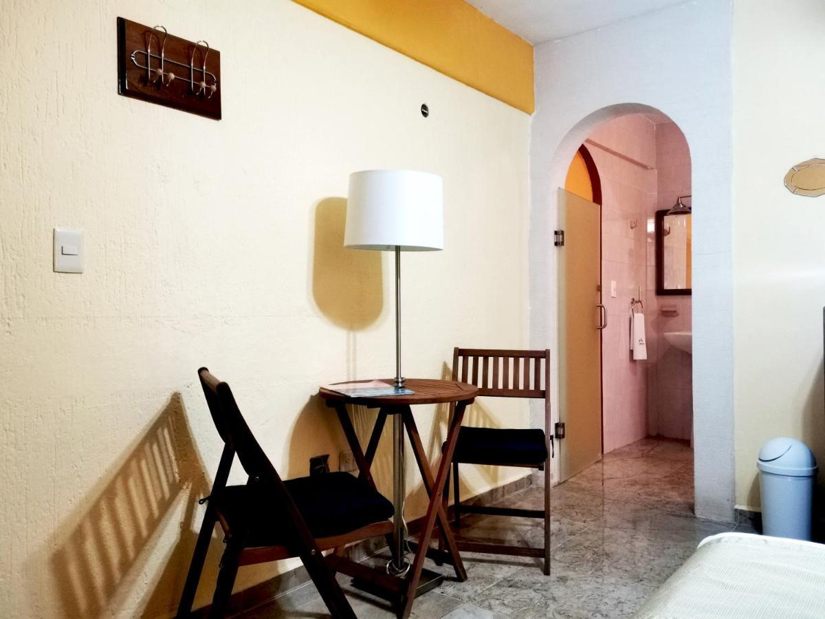 Hotel Casa Mallorca カンクン エクステリア 写真