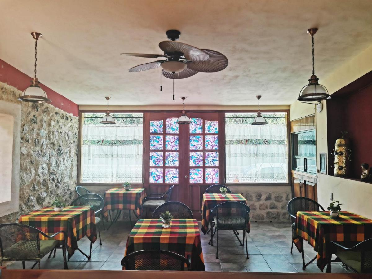 Hotel Casa Mallorca カンクン エクステリア 写真