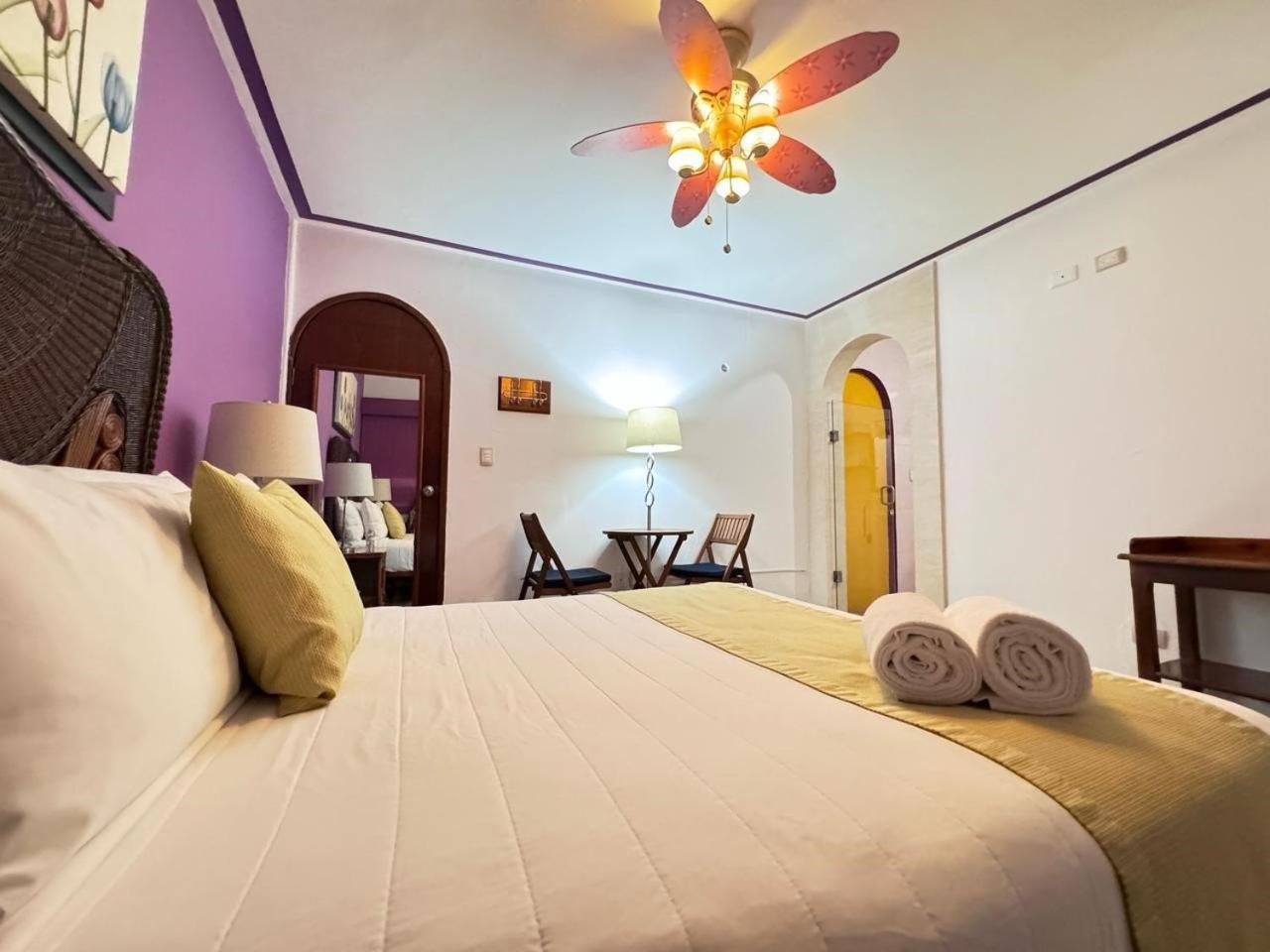Hotel Casa Mallorca カンクン エクステリア 写真